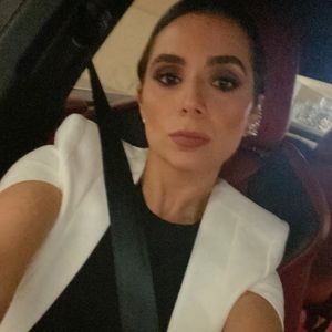 Meet your Posher, Maria adriana